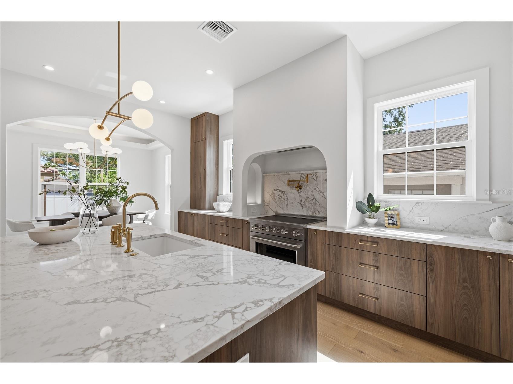 221 43rd Avenue N Saint Petersburg FL 33703 TB8500915 image19