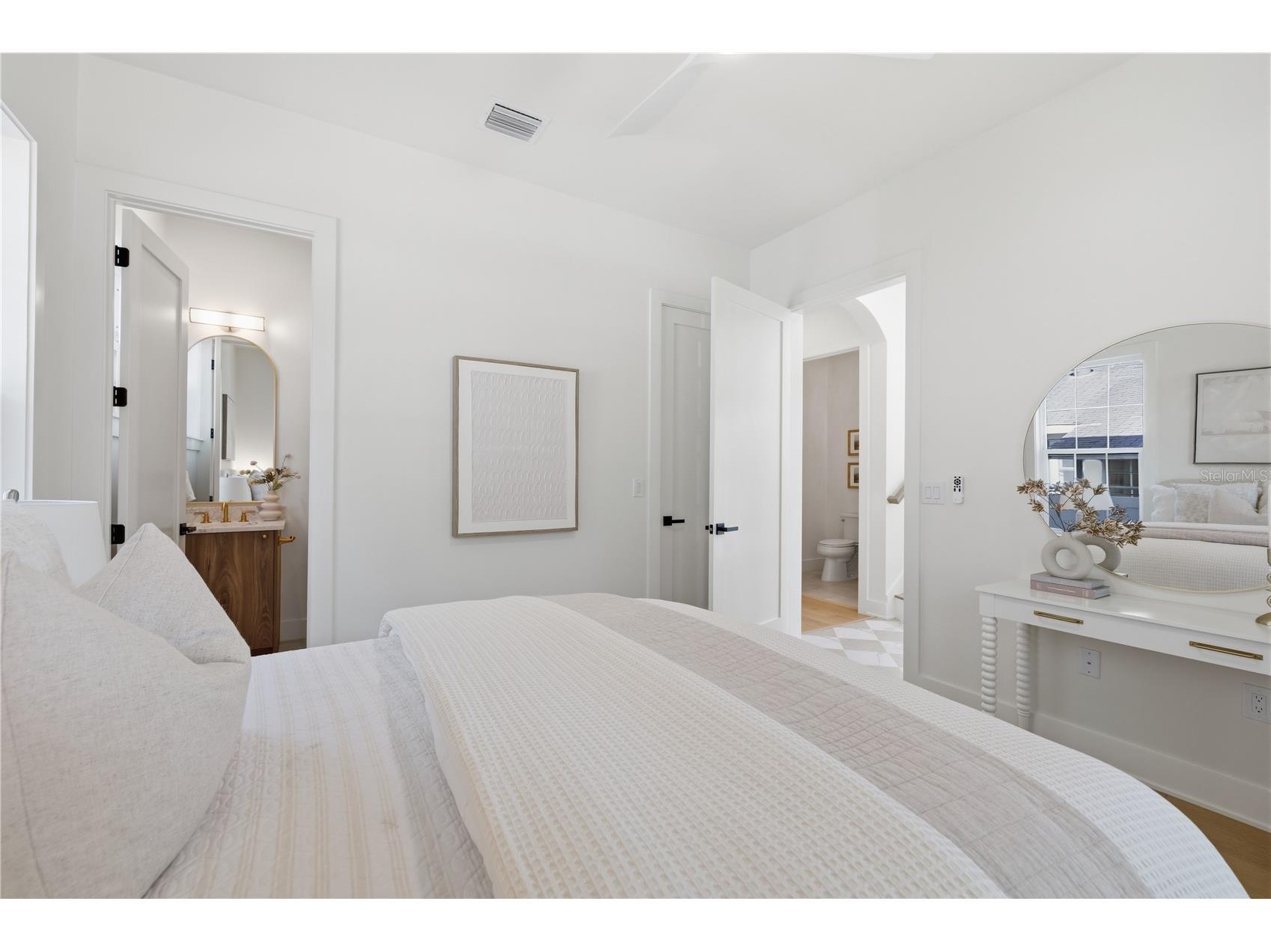 221 43rd Avenue N Saint Petersburg FL 33703 TB8500915 image22
