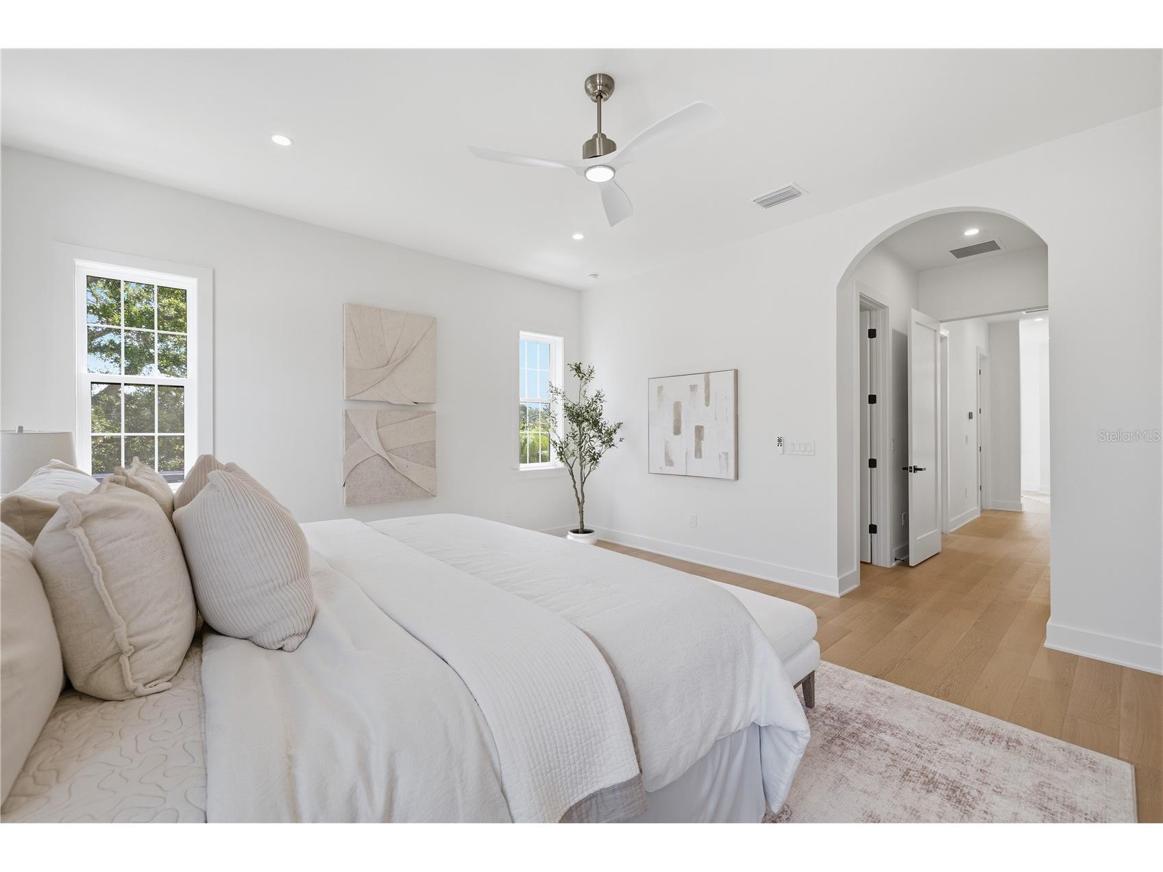 221 43rd Avenue N Saint Petersburg FL 33703 TB8500915 image37