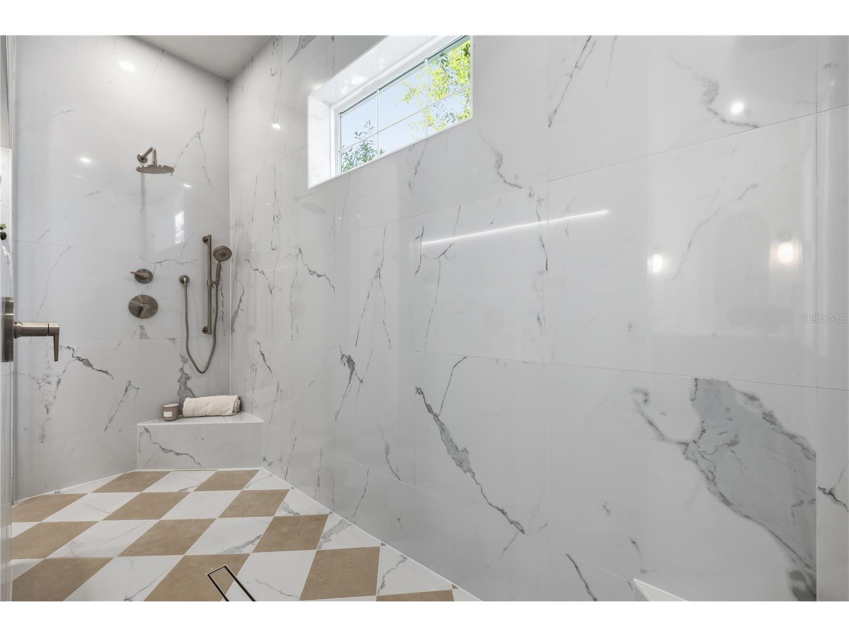 221 43rd Avenue N Saint Petersburg FL 33703 TB8500915 image44