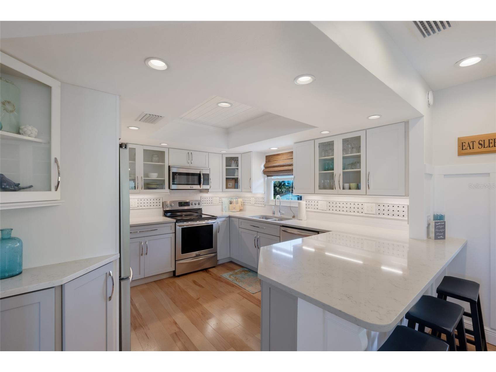 221 85th Street Holmes Beach FL 34217 A4693773 image13