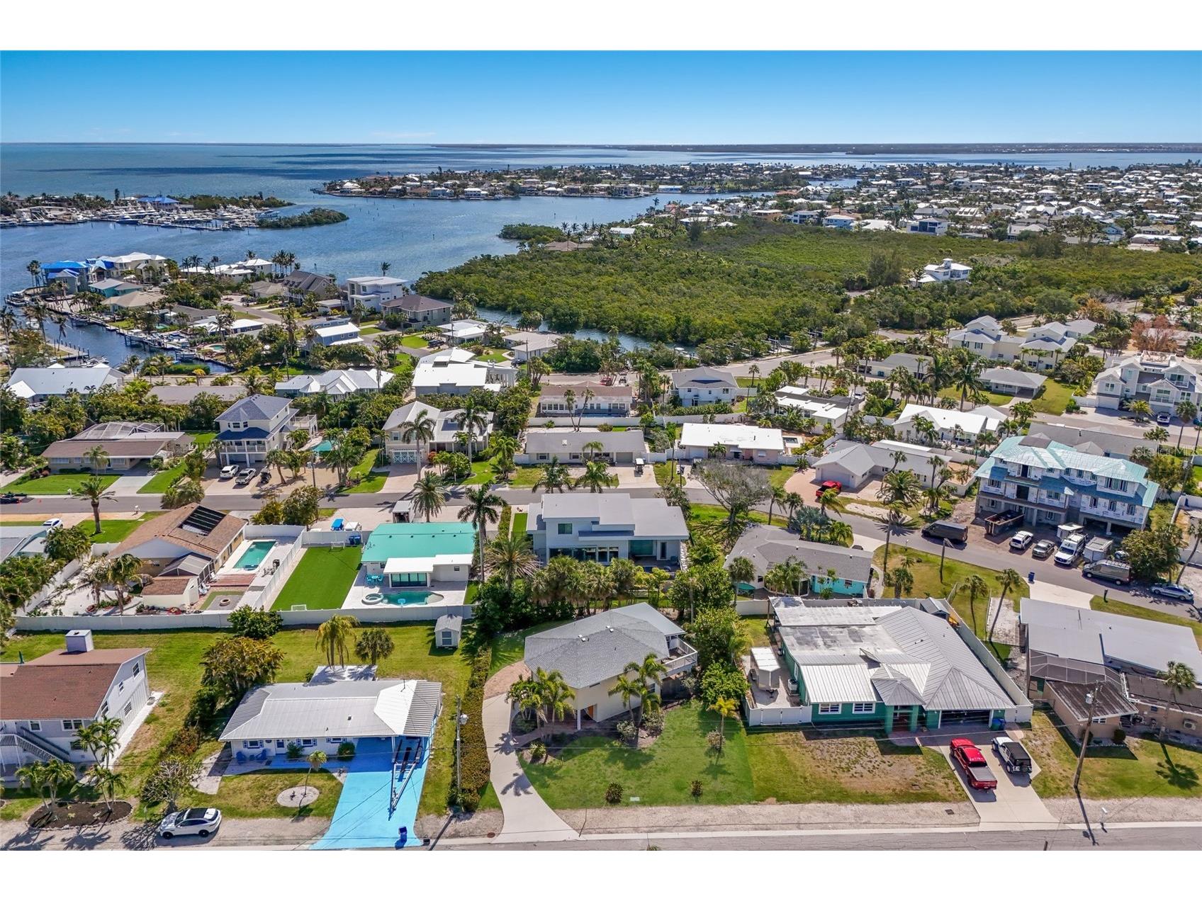 221 85th Street Holmes Beach FL 34217 A4693773 image34