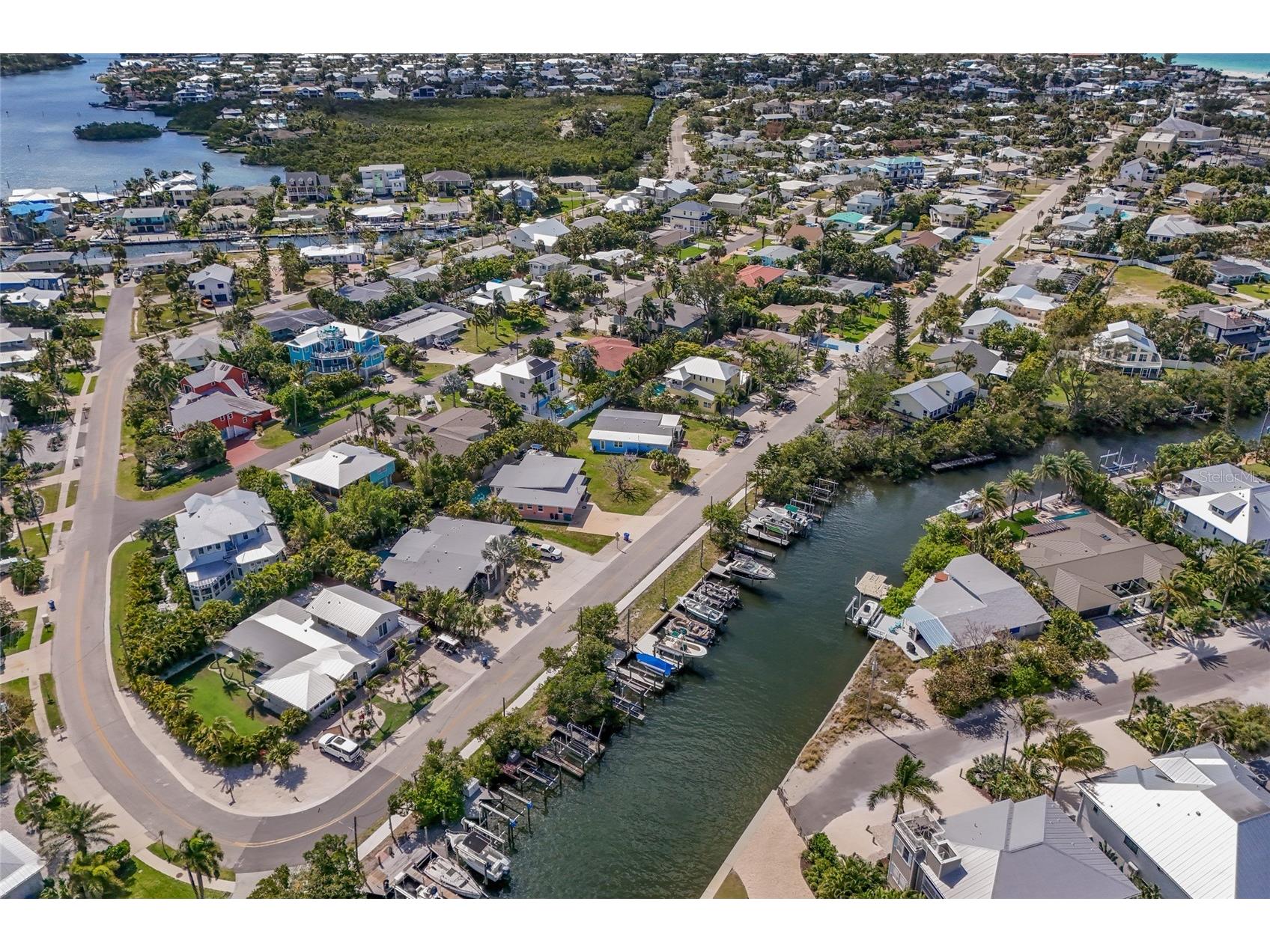 221 85th Street Holmes Beach FL 34217 A4693773 image40