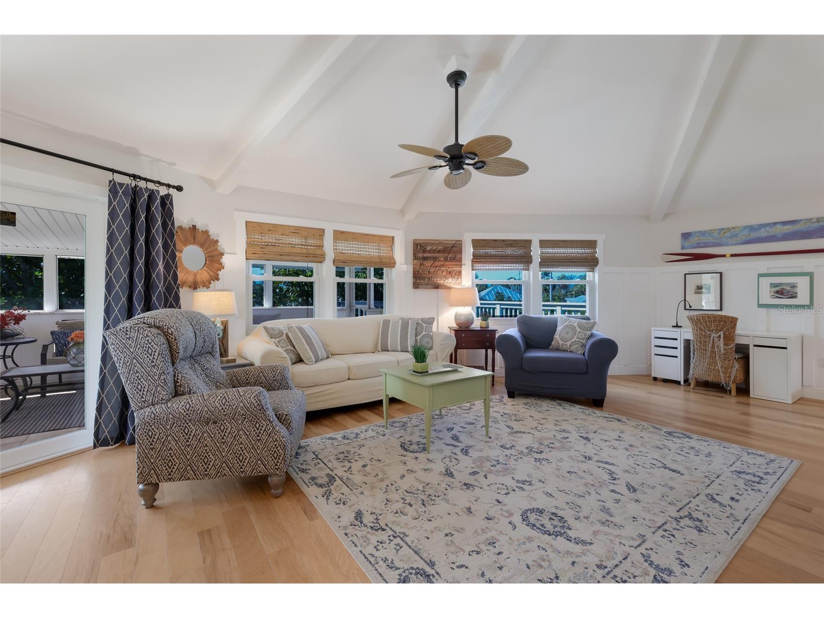 221 85th Street Holmes Beach FL 34217 A4693773 image8
