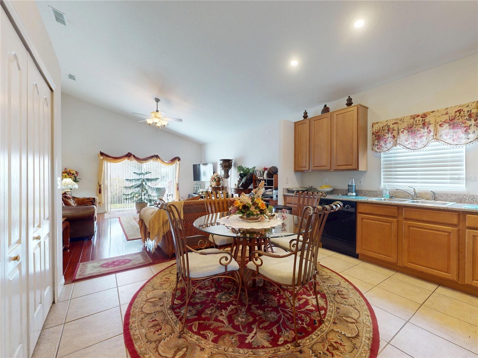 221 Belgian Way Sanford FL 32773 V4947016 image8