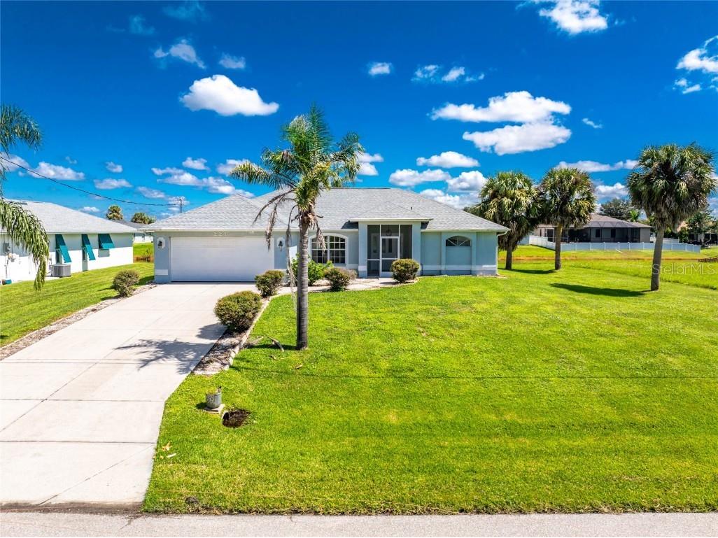 221 Bunker Road Rotonda West FL 33947 D6143725 image1