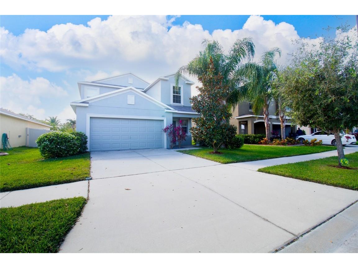 221 Cascade Bend Drive Ruskin FL 33570 U8182329 image1