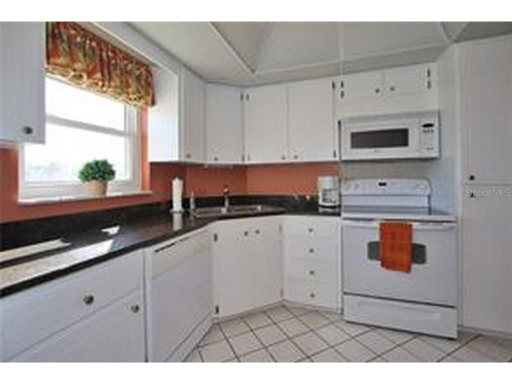 221 Cedarwood Circle #221 Seminole FL 33777 TB8416095 image14