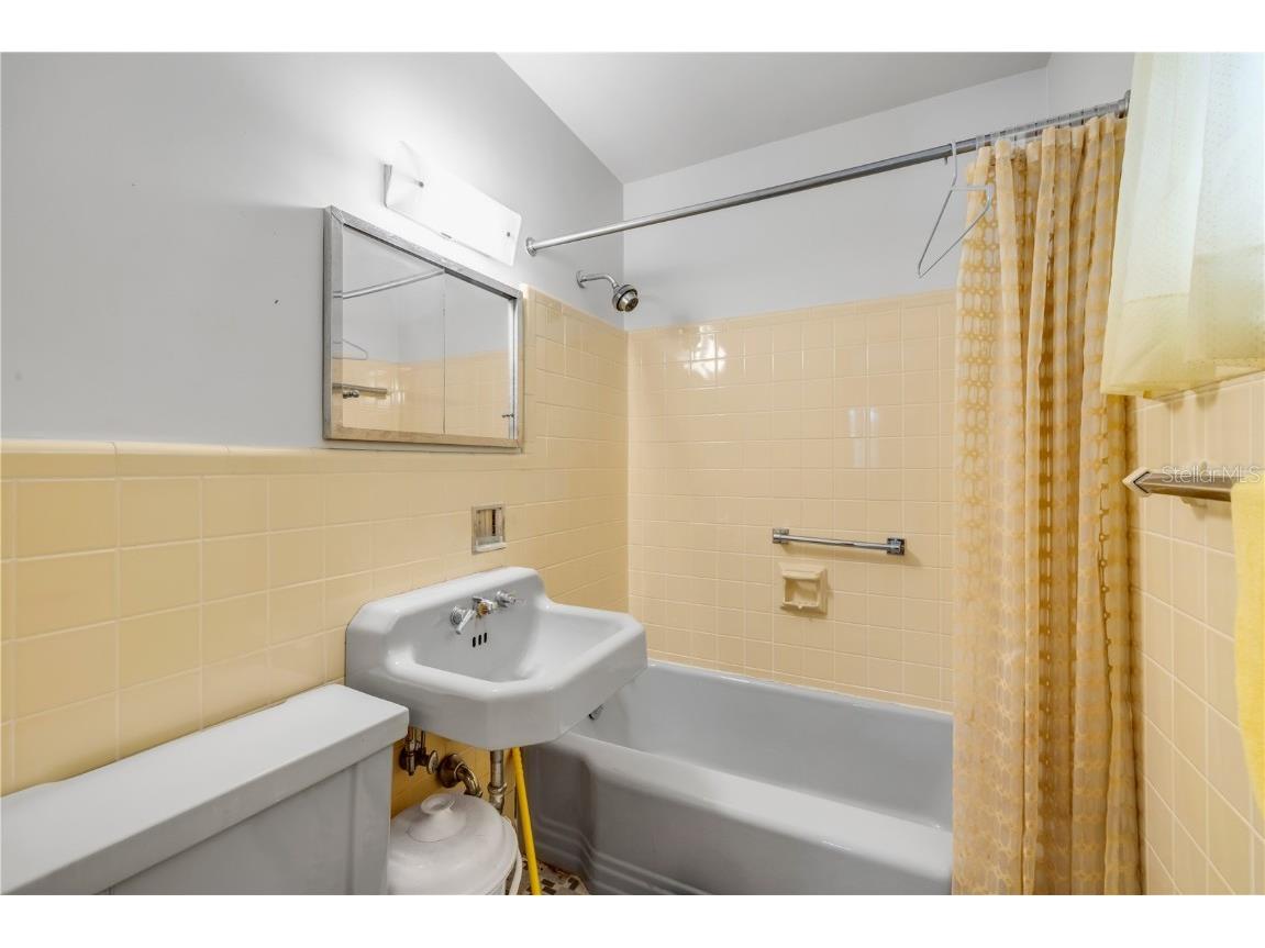 221 Delespine Drive Debary FL 32713 O6331279 image16