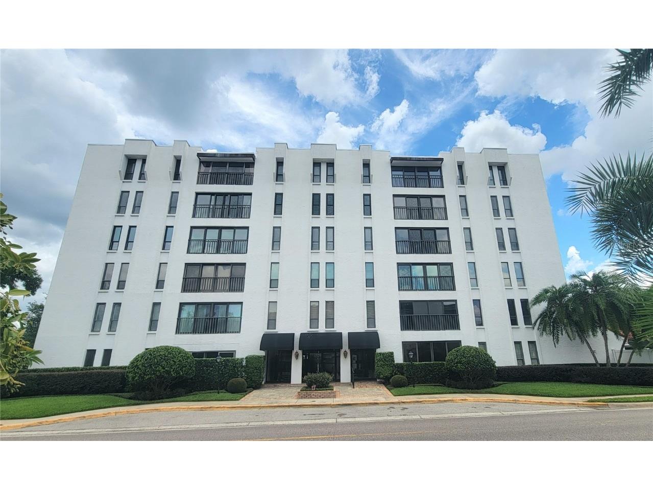 221 E Canton Avenue #221 Winter Park FL 32789 V4936896 image1