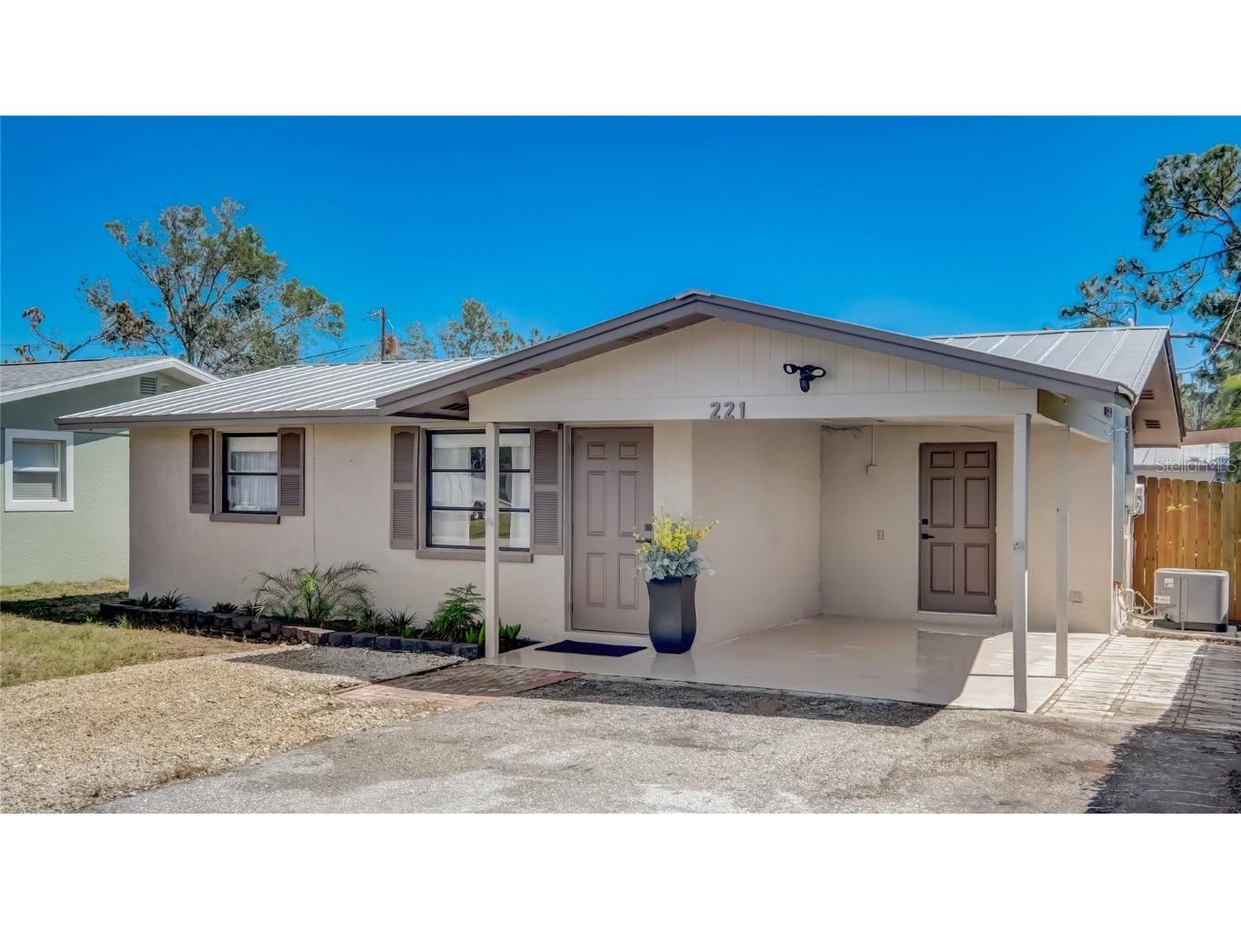 221 E Fray Street Englewood FL 34223 A4620075 image1