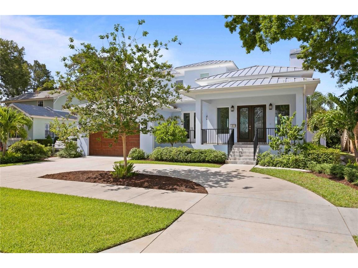 221 Estado Way NE Saint Petersburg FL 33704 U8208172 image1