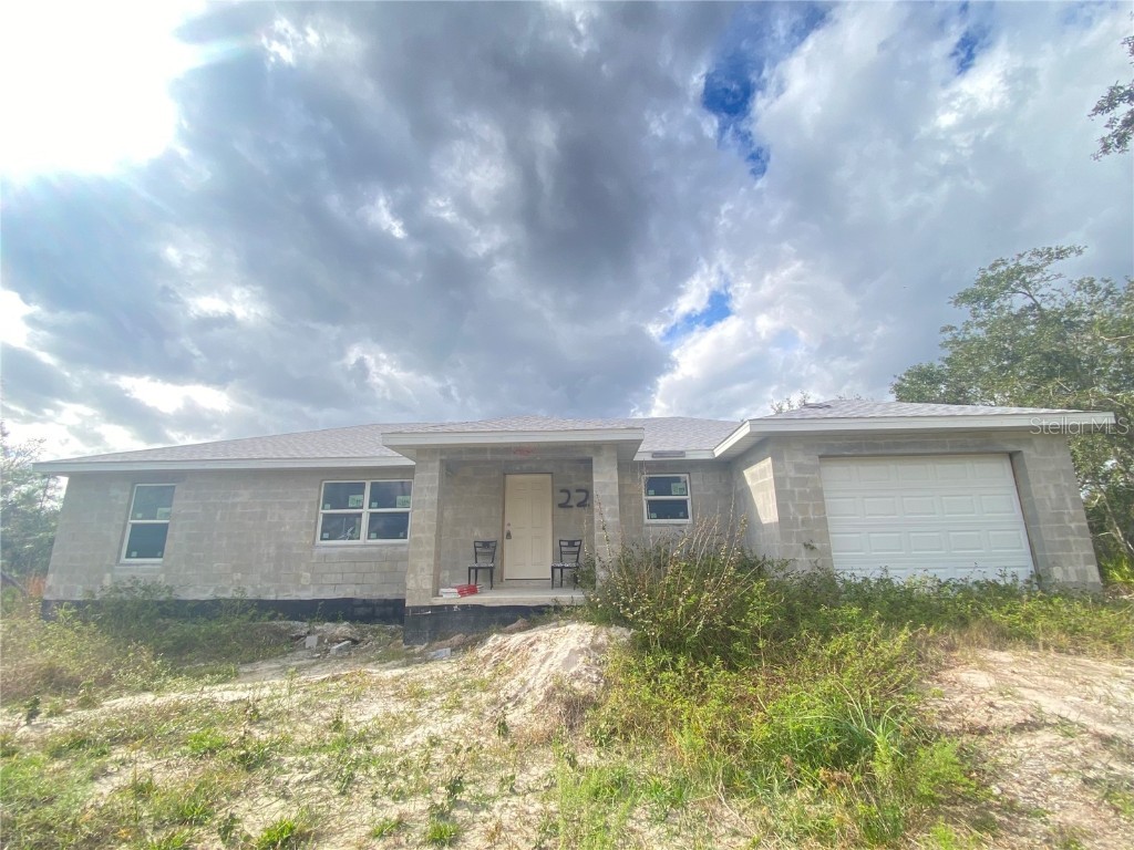 221 Evergreen Street Punta Gorda FL 33982 C7483671 image1