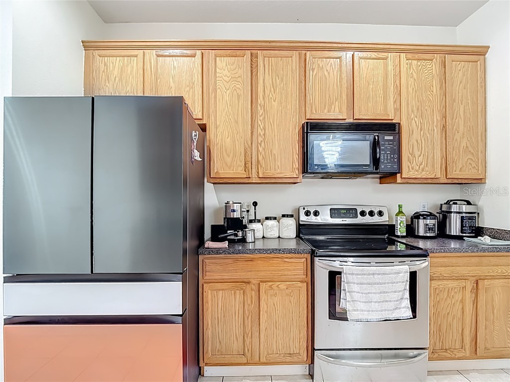 221 Fairmont Drive Spring Hill FL 34609 A4674718 image6