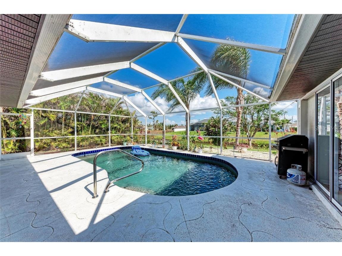 221 Fairway Road Rotonda West FL 33947 A4639923 image35