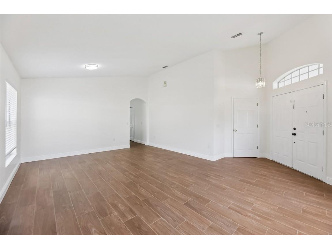 221 Garberia Drive Davenport FL 33837 S5139581 image7