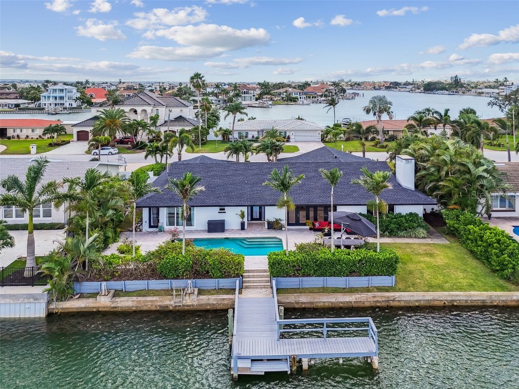 221 Howard Drive Belleair Beach FL 33786 - INTERCOASTAL TB8446537 image1