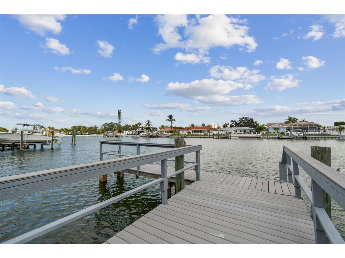 221 Howard Drive Belleair Beach FL 33786 - INTERCOASTAL TB8446537 image86