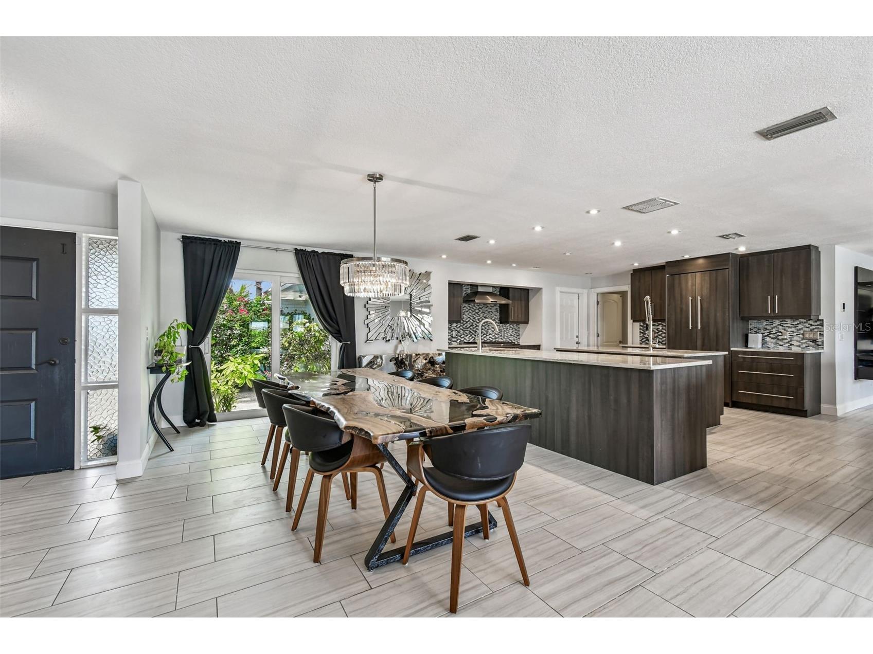 221 Howard Drive Belleair Beach FL 33786 - INTERCOASTAL TB8489096 image17