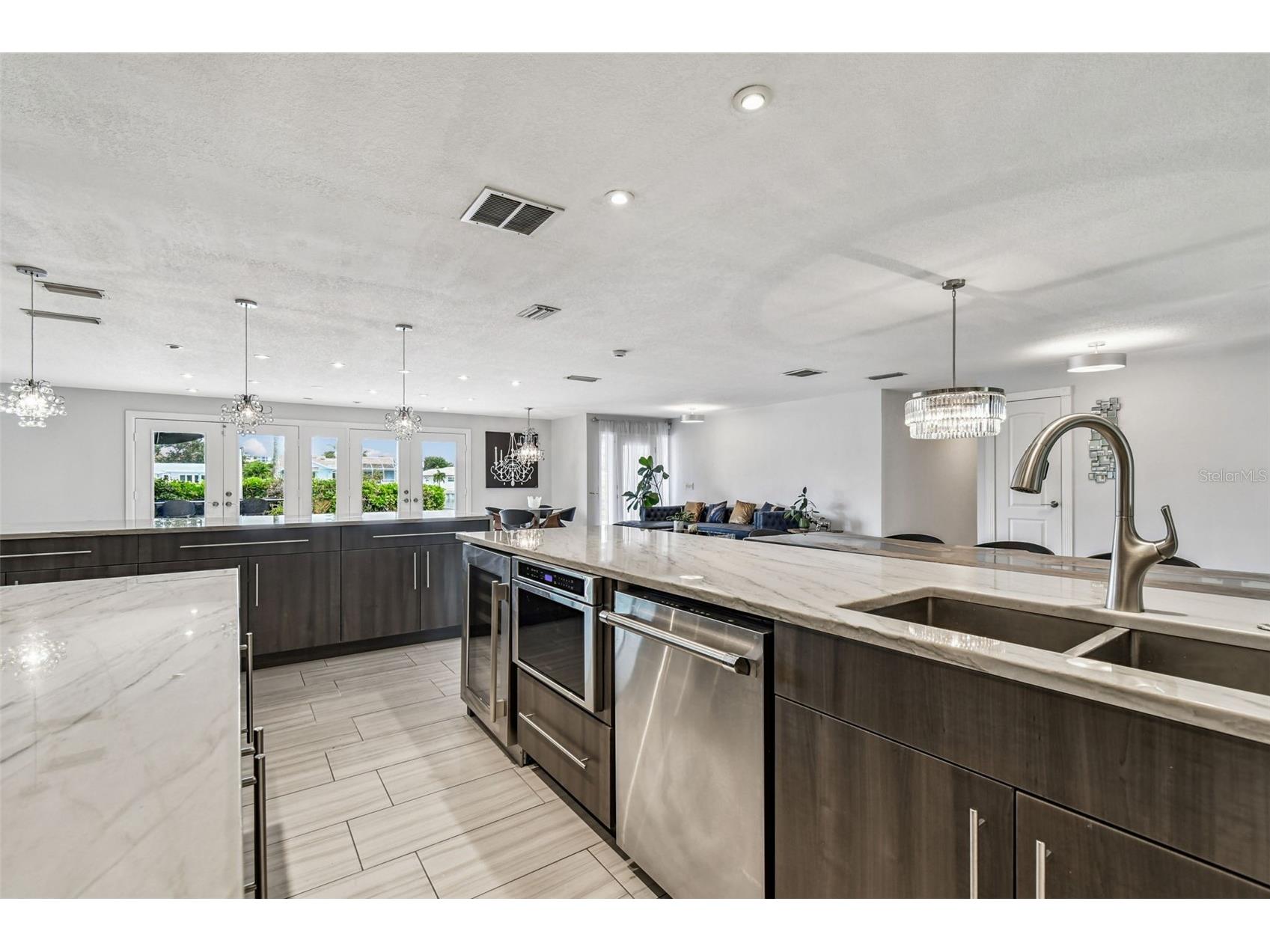 221 Howard Drive Belleair Beach FL 33786 - INTERCOASTAL TB8489096 image30