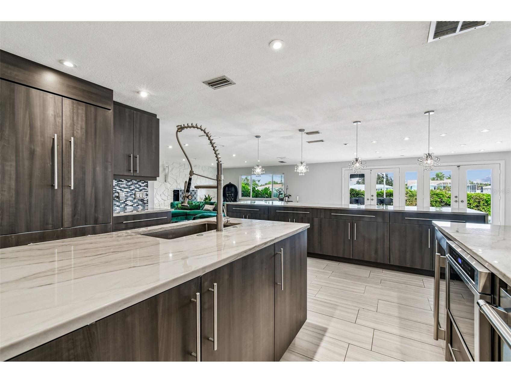 221 Howard Drive Belleair Beach FL 33786 - INTERCOASTAL TB8489096 image31