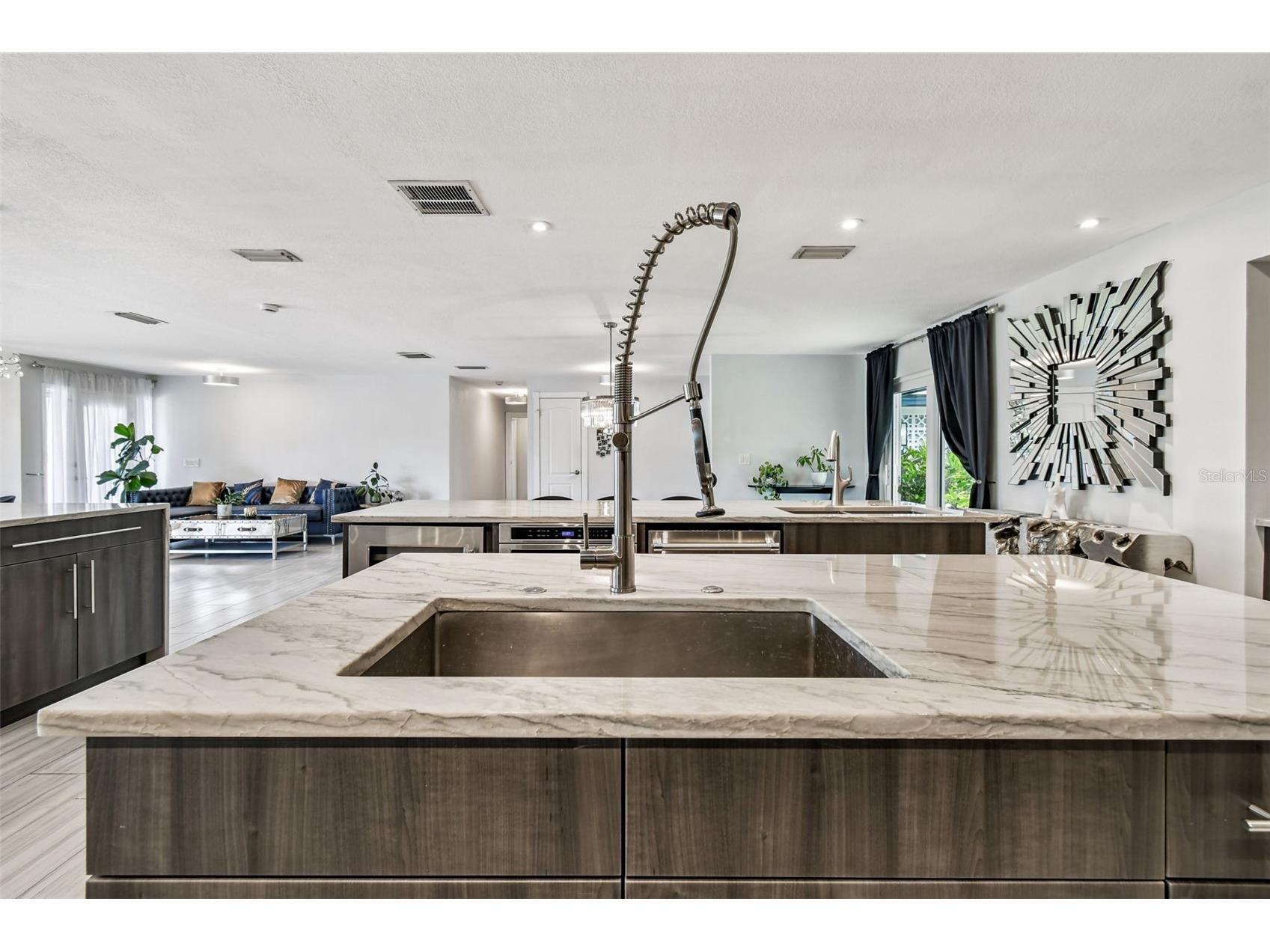 221 Howard Drive Belleair Beach FL 33786 - INTERCOASTAL TB8489096 image37