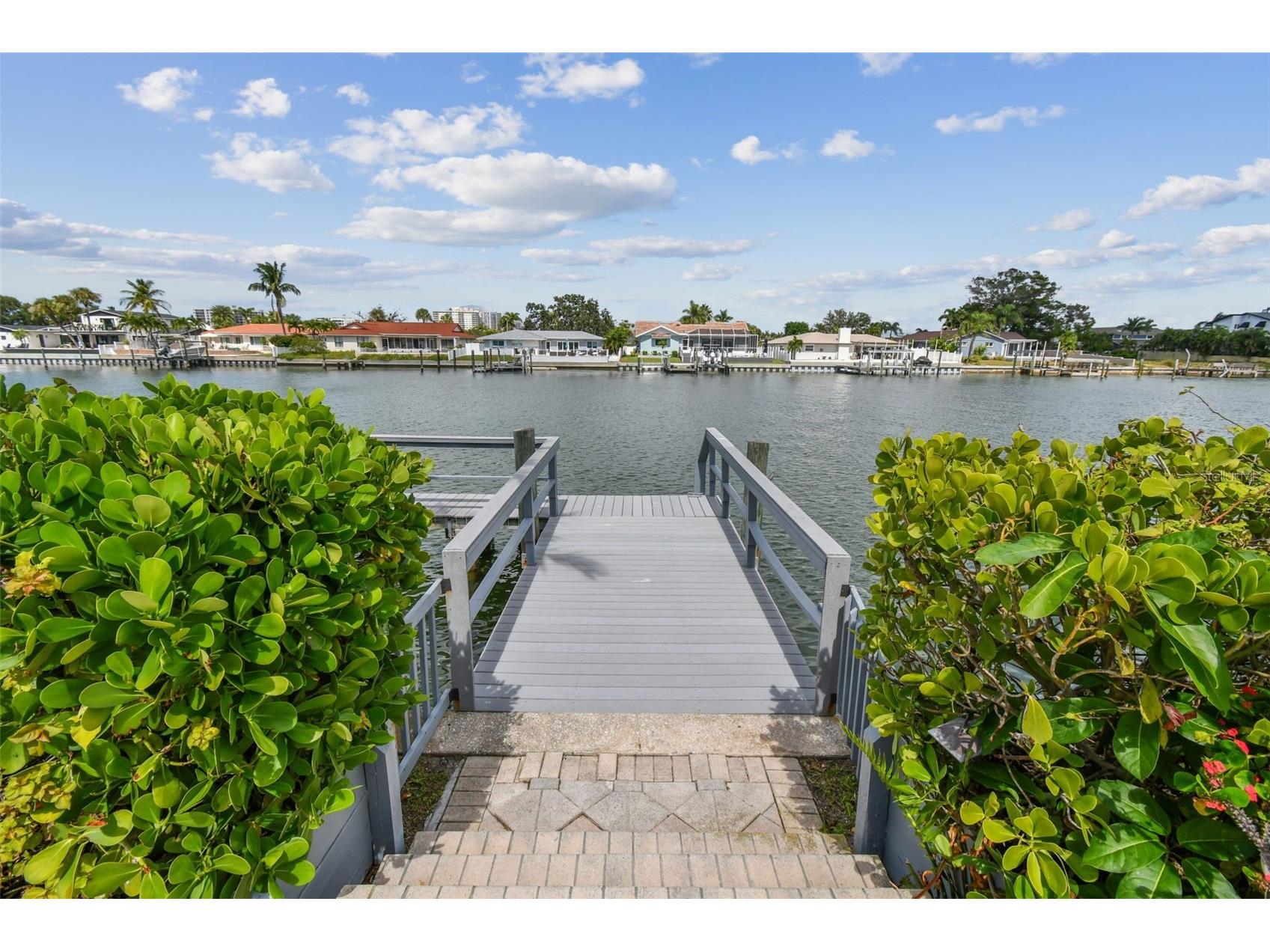 221 Howard Drive Belleair Beach FL 33786 - INTERCOASTAL TB8489096 image90