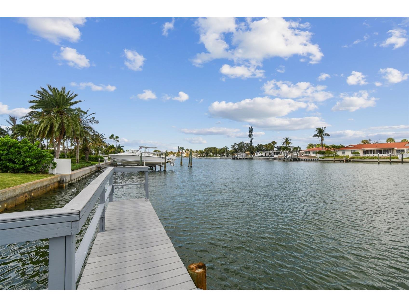 221 Howard Drive Belleair Beach FL 33786 - INTERCOASTAL TB8489096 image92