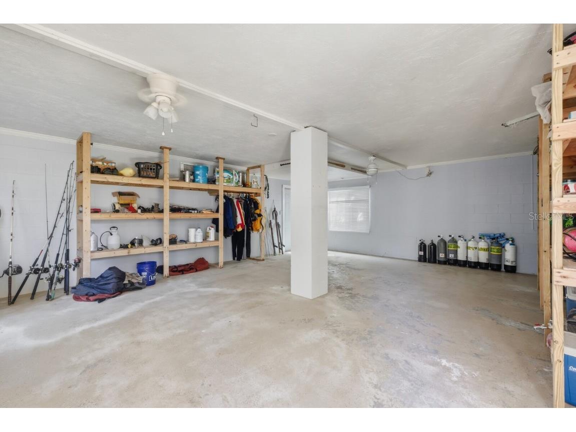 221 Island Circle Sarasota FL 34242 A4668472 image22