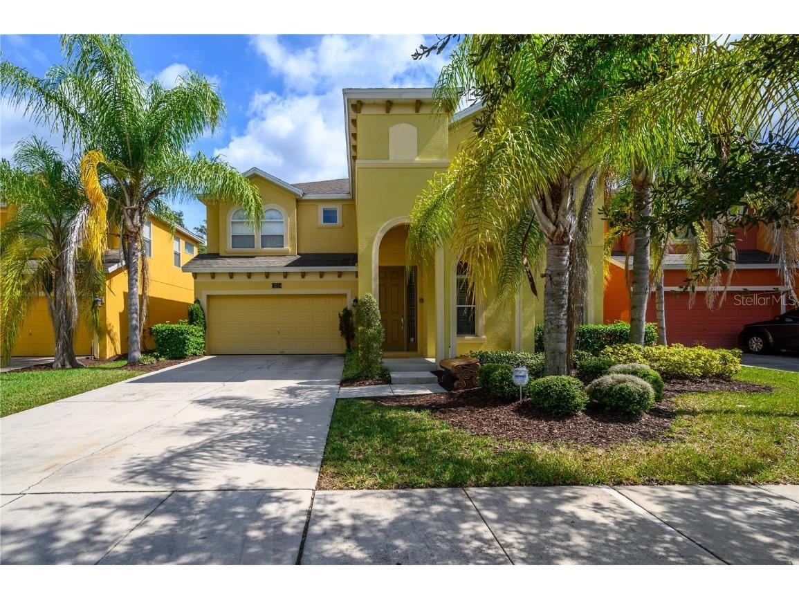 221 Las Fuentes Drive Kissimmee FL 34746 O6249325 image1