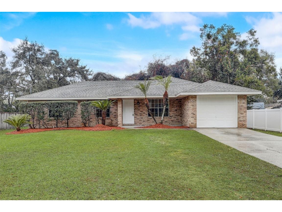221 Lucerne Drive Debary FL 32713 T3506052 image1