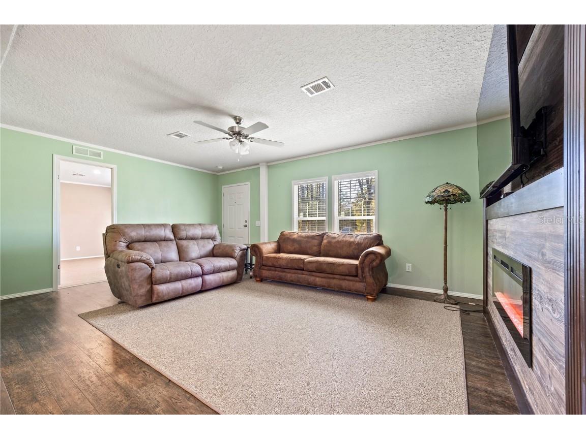 221 Magnolia Road Hawthorne FL 32640 GC526644 image9