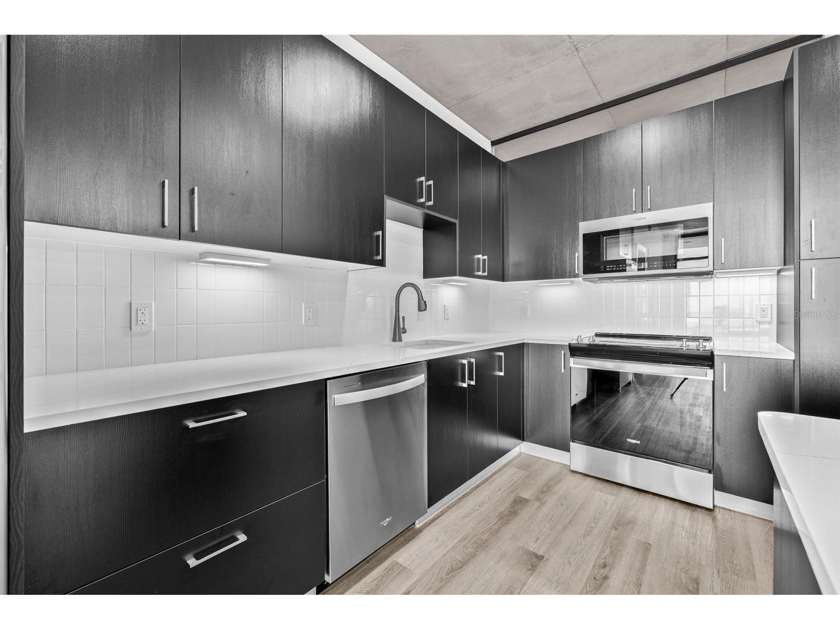 221 Main Street N #809 Saint Petersburg FL 33716 A4654289 image10