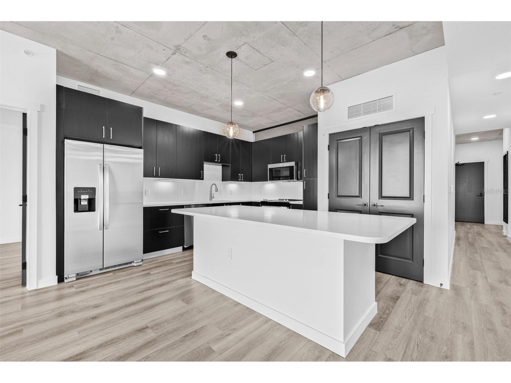 221 Main Street N #809 Saint Petersburg FL 33716 A4654289 image6