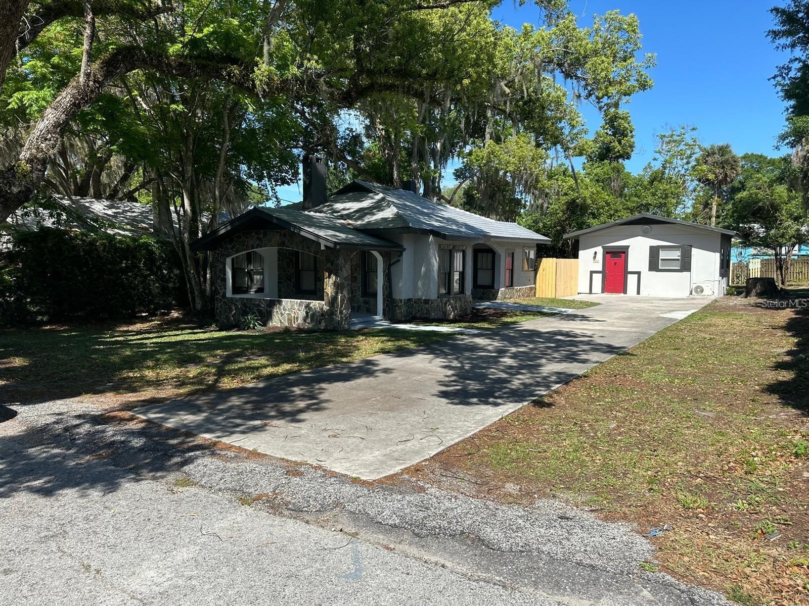 221 N Julia Avenue Deland FL 32720 O6406165 image38