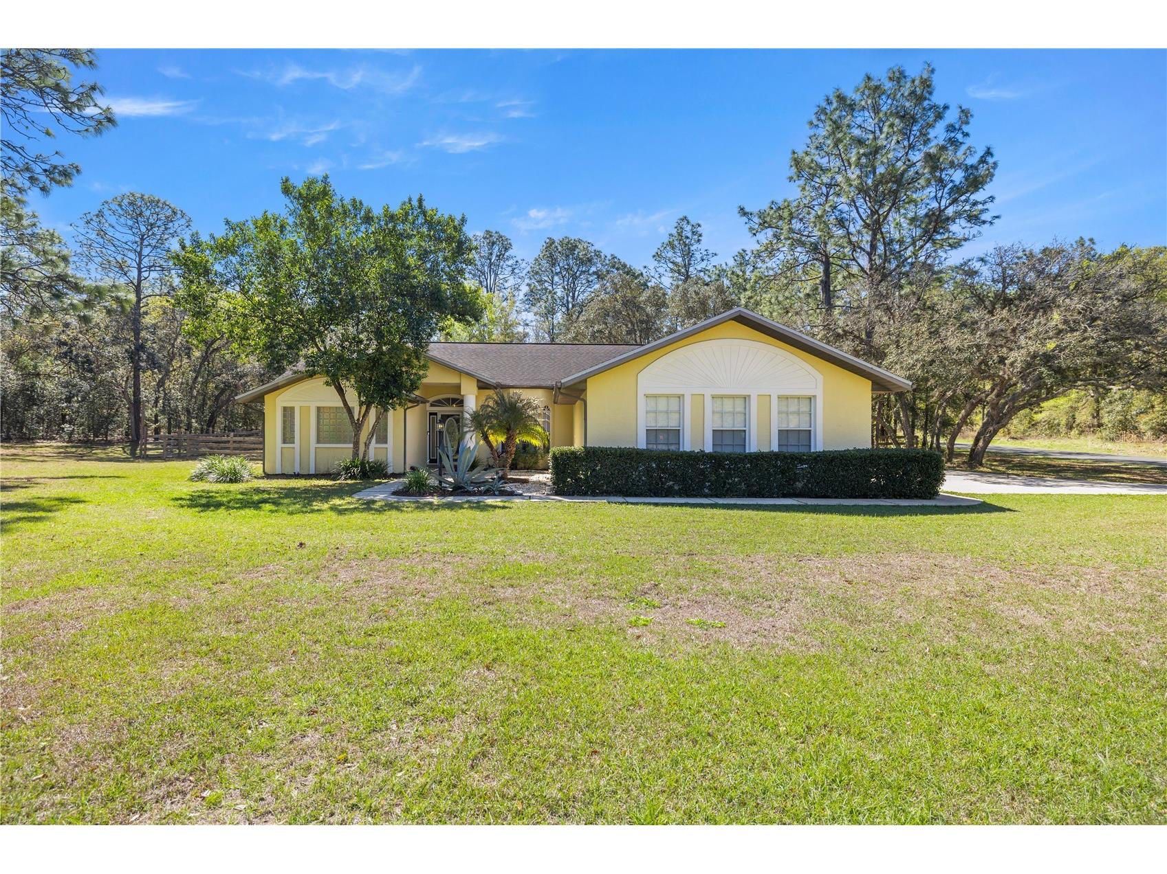 221 N Nashville Avenue Hernando FL 34442 OM716768 image1