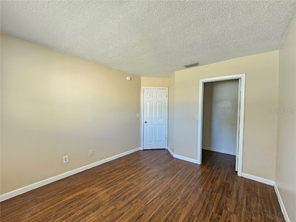 221 NW Jefferson Circle N #20 Saint Petersburg FL 33702 TB8444832 image9