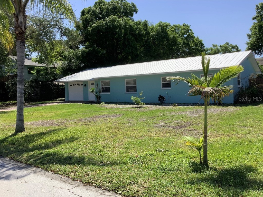 221 Ontario Avenue Crystal Beach FL 34681 U8236140 image1