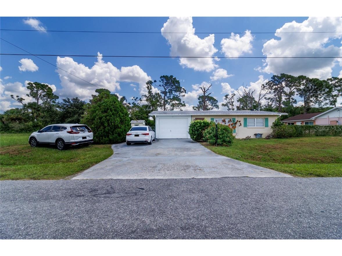 221 Orduna Drive North Port FL 34287 A4583123 image1