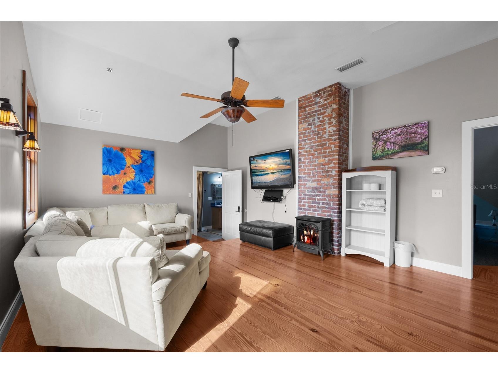 221 SE 7th Street Gainesville FL 32601 GC536429 image23