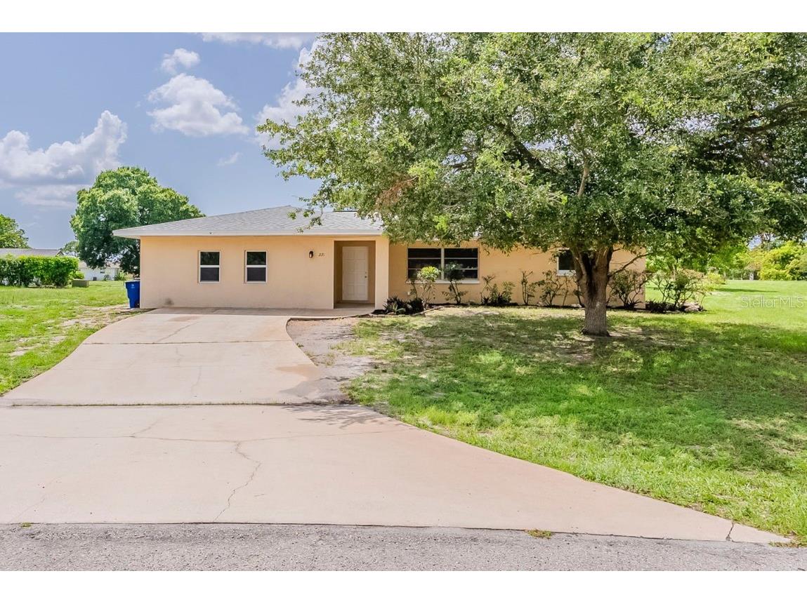 221 Seaton Avenue Lehigh Acres FL 33936 O6304465 image1
