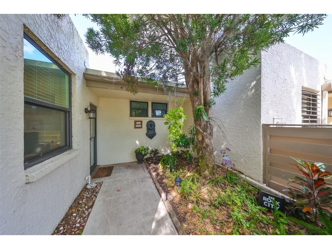 221 Sherwood Drive #221 Bradenton FL 34210 TB8318987 image1