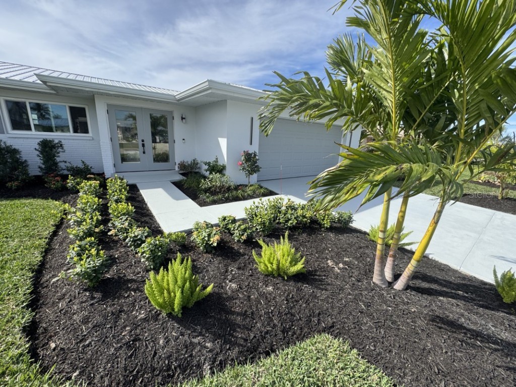 221 Sorrento Court Punta Gorda FL 33950 A4634306 image1