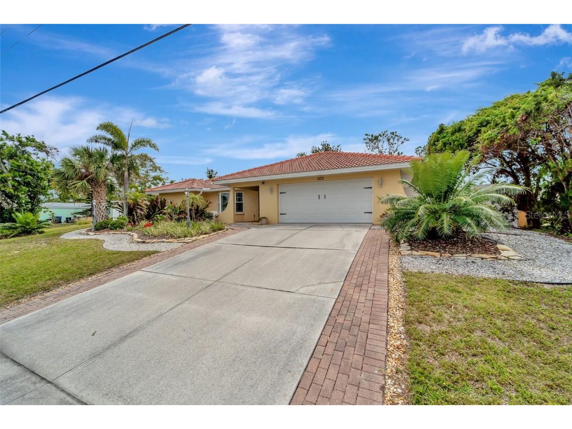 221 Sorrento Drive Osprey FL 34229 A4639813 image1