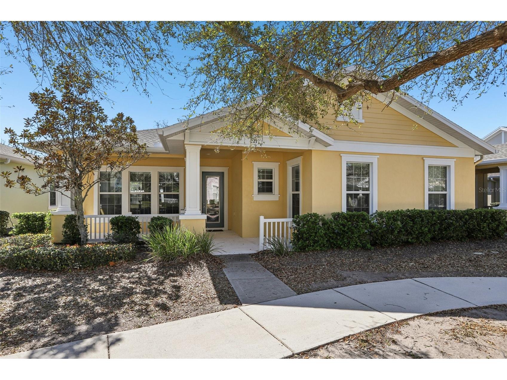 221 Sunset Crest Court Apollo Beach FL 33572 TB8470447 image1