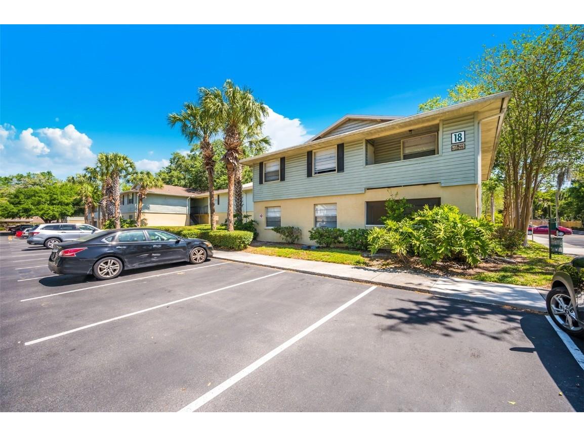 221 Thorn Tree Place #221 Brandon FL 33510 T3439453 image1