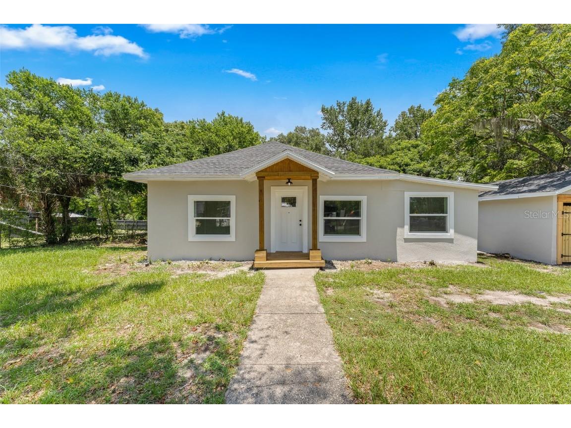 221 W Beresford Avenue Deland FL 32720 S5088732 image1