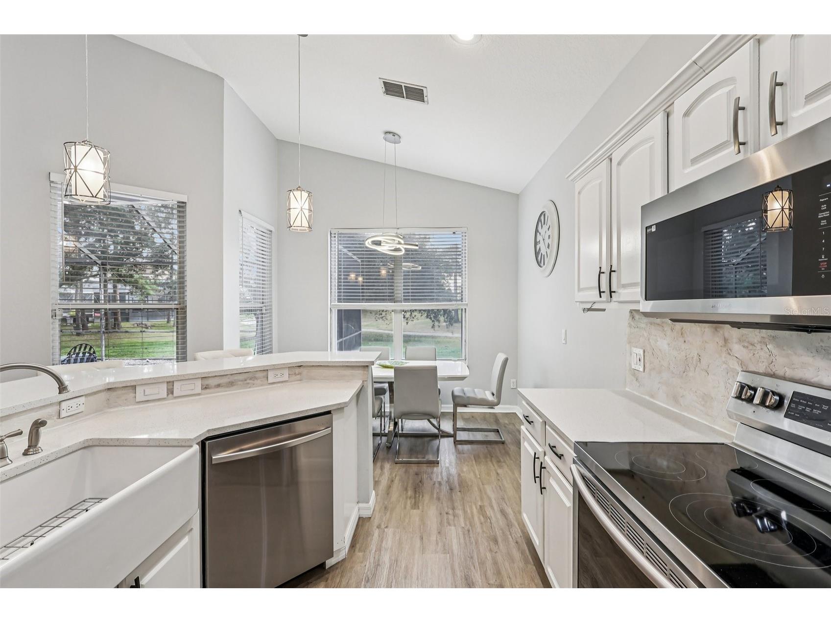 221 Westmoreland Circle Kissimmee FL 34744 O6375114 image10