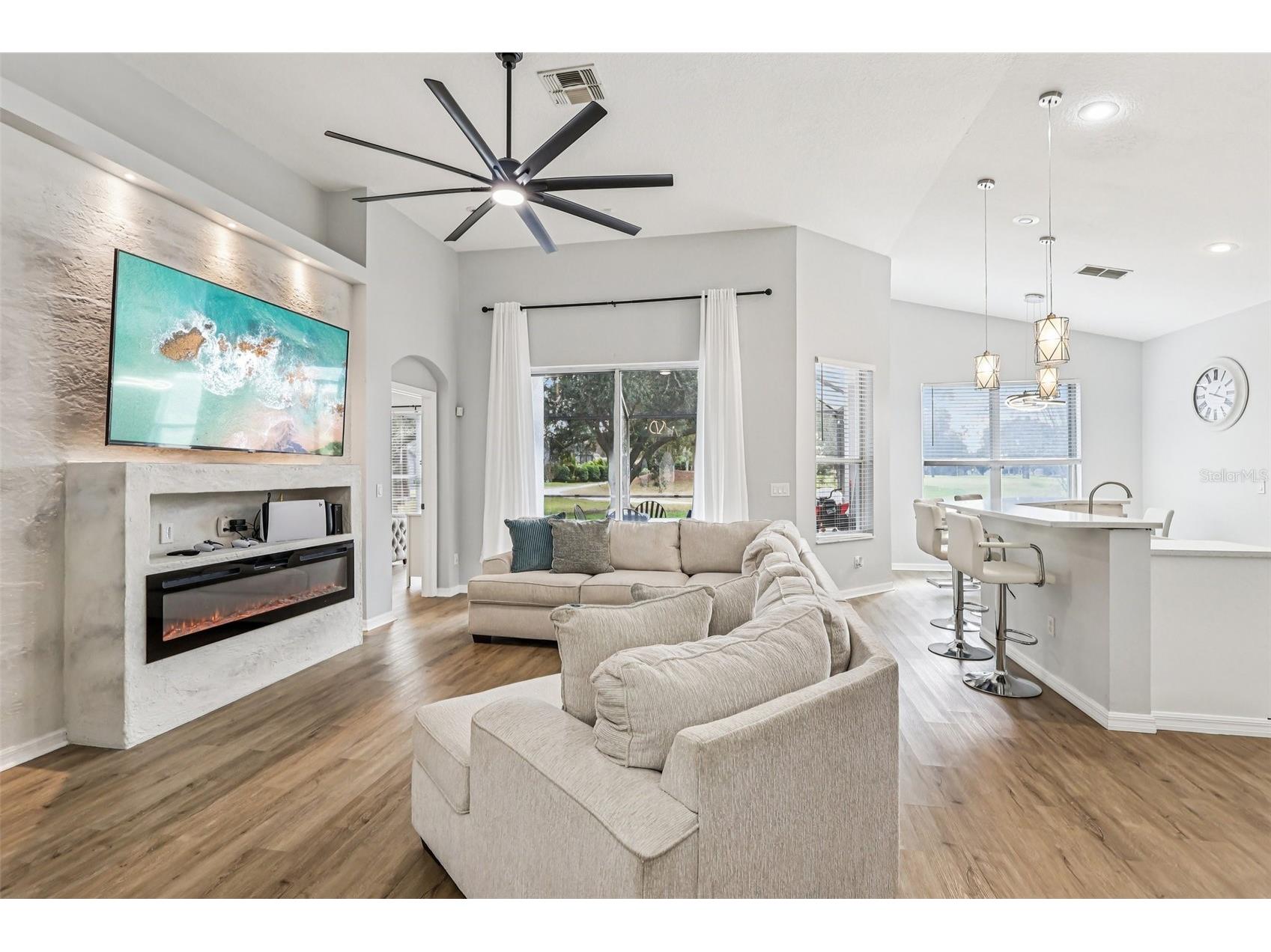 221 Westmoreland Circle Kissimmee FL 34744 O6375114 image2