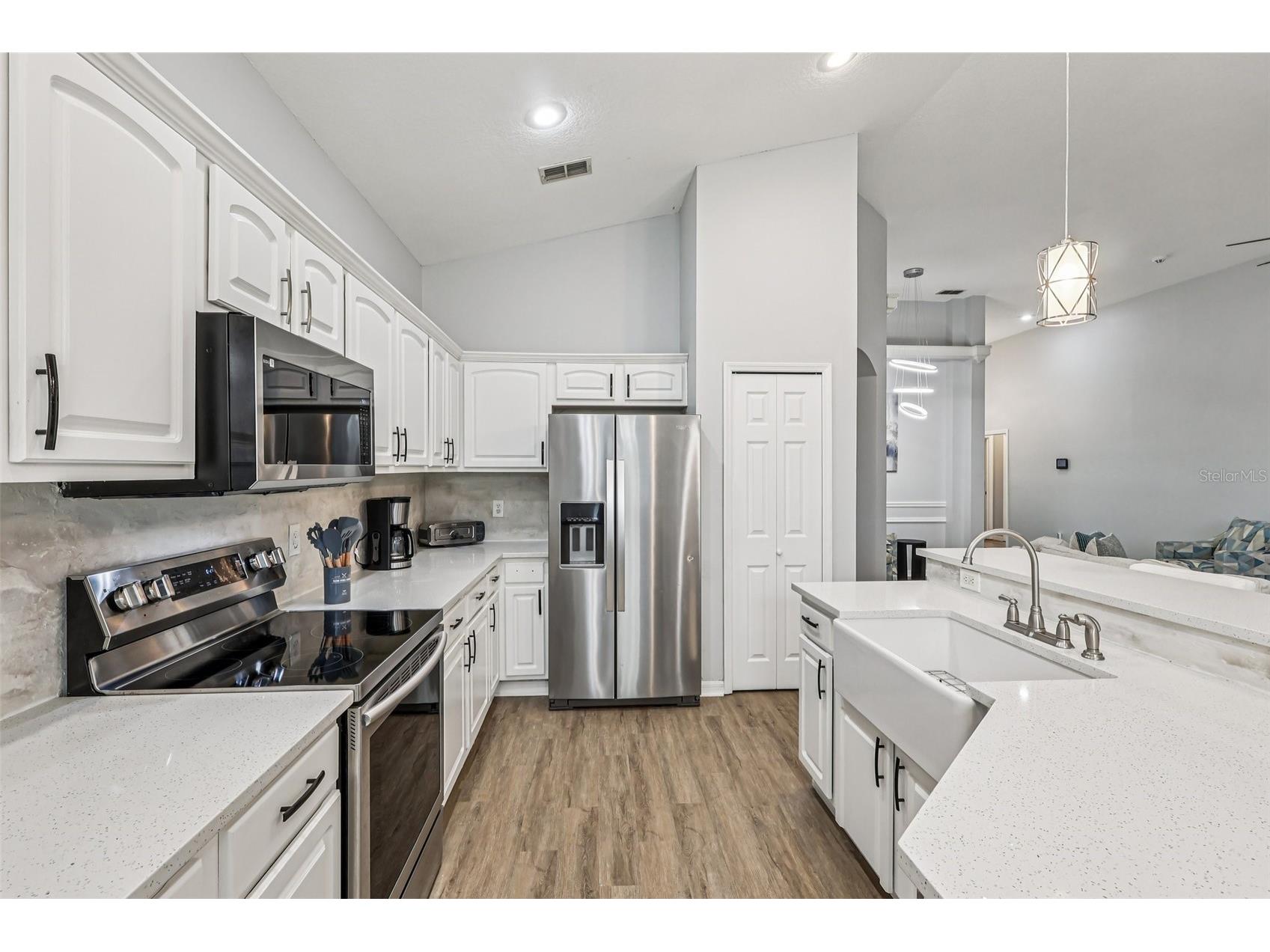 221 Westmoreland Circle Kissimmee FL 34744 O6375114 image9